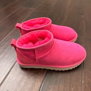 Brand New Ugg Ultra Minis